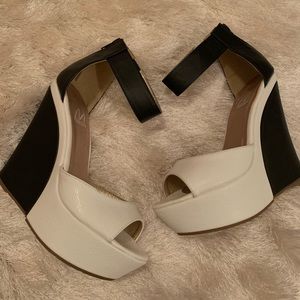 M by Makers black and white wedge heel!